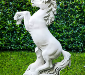 Rzeźba ogrodowa Koń Arion