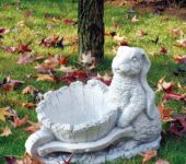 Rzeźba Królik z Taczką